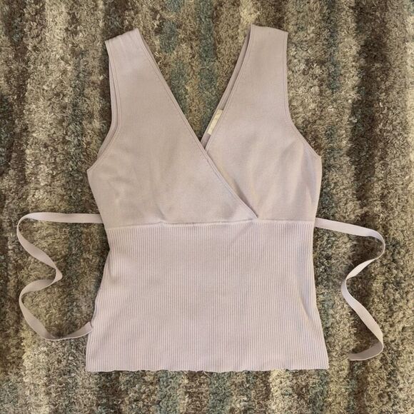 LOFT Tops - LOFT V-Neck Belted Sleeveless Lilac Y2K Fairy Top L